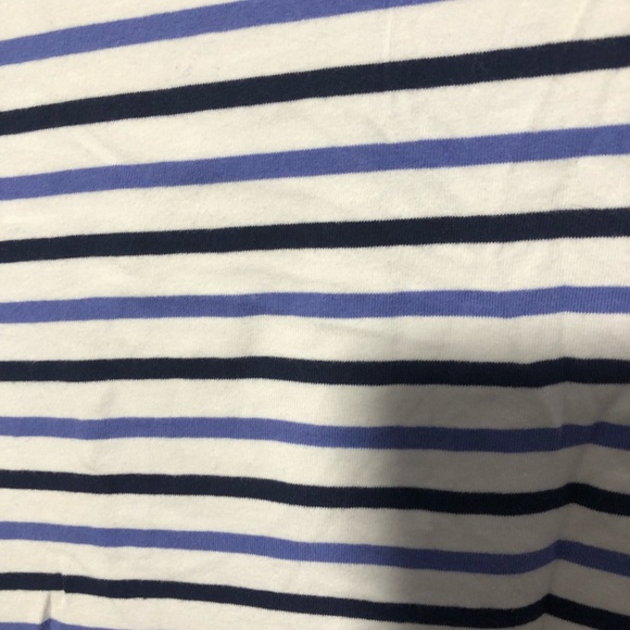 🦋Old Navy striped tee🦋 - Picture 2 of 4